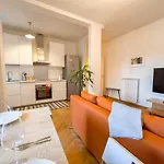 Cappello 9 Tirabora Short Rent