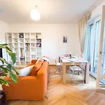 Apartment Cappello 9 Tirabora Short Rent Triest