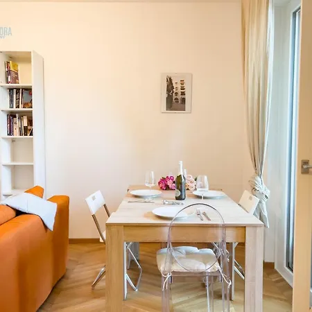 Cappello 9 Tirabora Short Rent * Triest