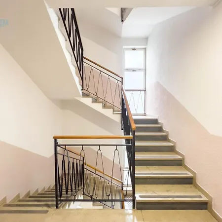 Cappello 9 Tirabora Short Rent *