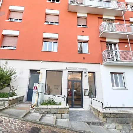 Cappello 9 Tirabora Short Rent Appartement